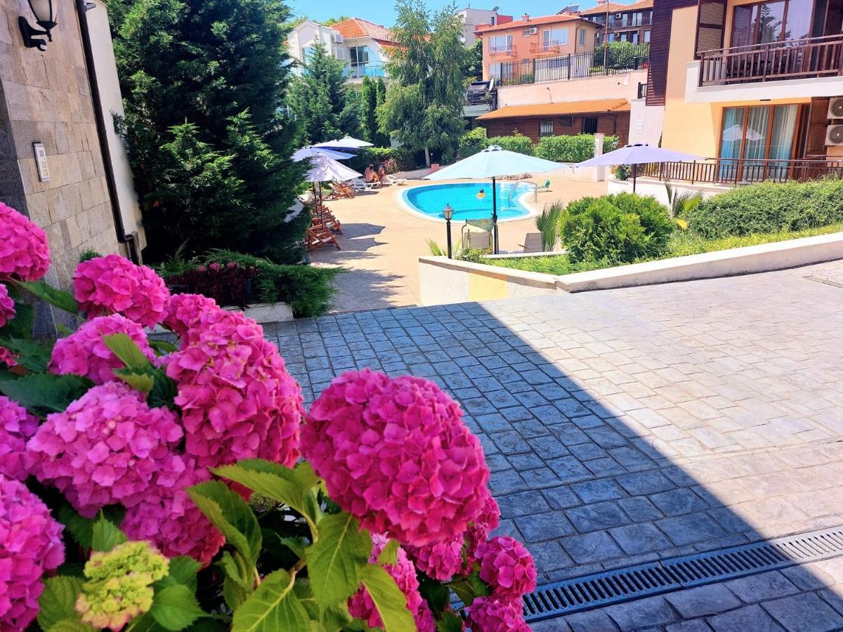 Vip Apartments In Sozopol Exterior photo